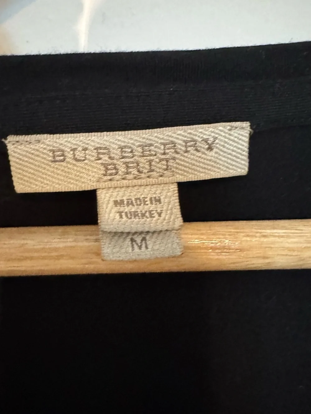 Burberry Brit Black Top Nova Check Cuff Sleeve Size M - Picture 2 of 8